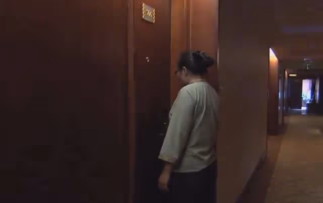 2013:浙江富婆戀上有婦之夫,被騙一億後自殺沒死,卻被判了死刑