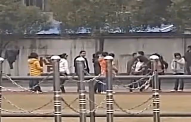 2012年江蘇女子為救兒子,逼迫被棄養16年的女兒捐骨髓,後來如何