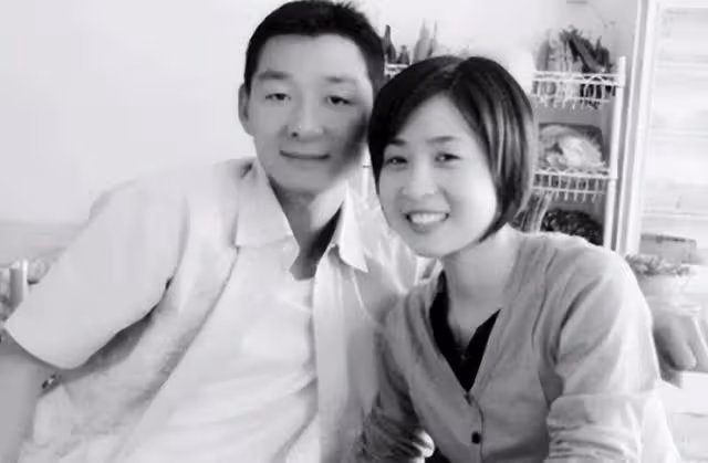 女孩出車禍智力降至3歲,軍人男友執意娶她過門,他們現狀如何