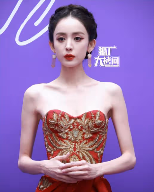 女演員長相很重要,劉亦菲一出場,才明白什麼是人間尤物