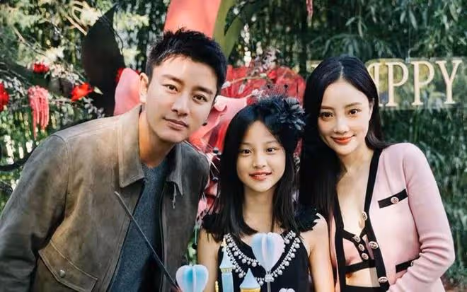 看了11歲甜馨和14歲王詩齡的近照,才明白李小璐和李湘的區別