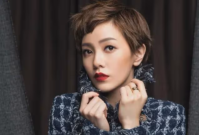 「身高不夠顏值來湊」的6位女星，最矮1米53，有人疑似1米49