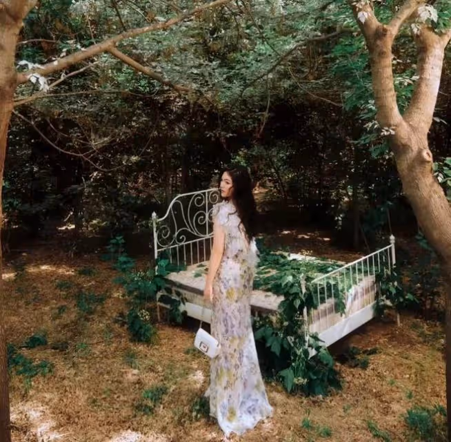 李湘母女合體登封,辣媽瘦一圈腿和女兒一樣細,王詩齡美出高級感