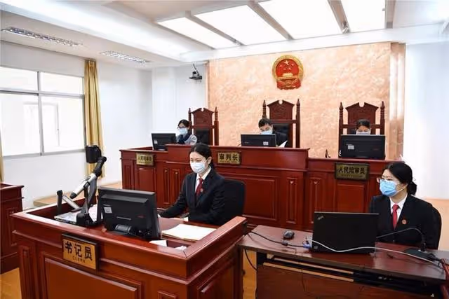 2015年，江蘇男子從亡母留下的鐵盒中找到600萬存單，銀行：假的