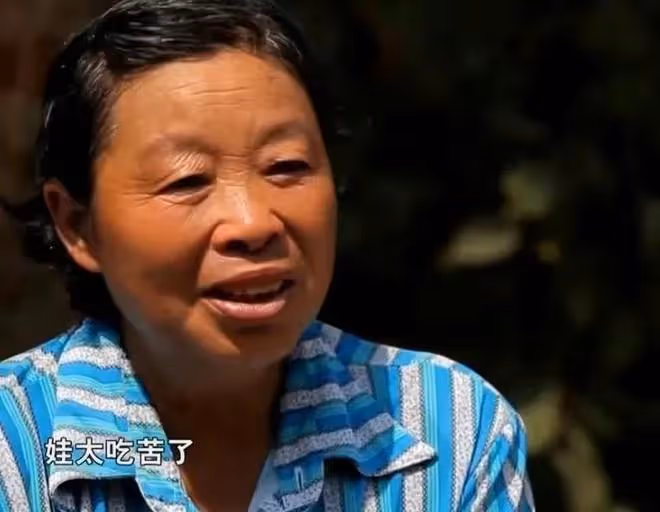 紀實河南女孩王娟6歲失去雙腿,單手爬行12年考入名校,如今怎樣