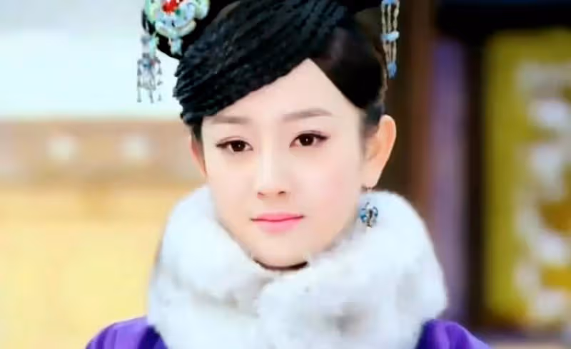 明明是主角臉，卻非要整成配角臉，與大10歲演員同框，簡直是降維打擊