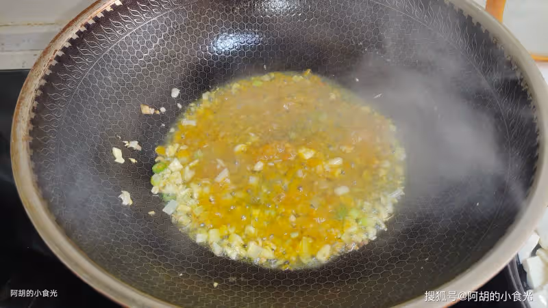 豆腐和它完美一對,花錢不多吃硬菜!一炒一燜口味勁爆,引爆你的味蕾、特嫩口