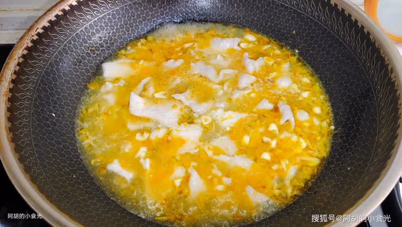 豆腐和它完美一對,花錢不多吃硬菜!一炒一燜口味勁爆,引爆你的味蕾、特嫩口