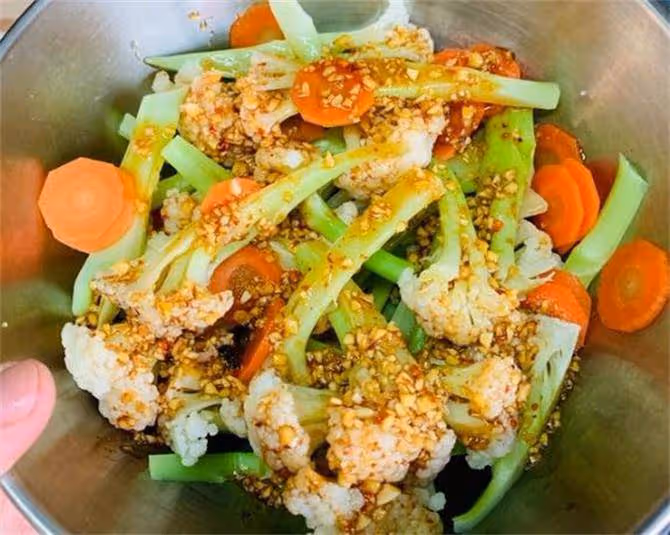 這才是花菜最好吃做法,脆爽可口超下飯,保准天天吃不夠,收藏了