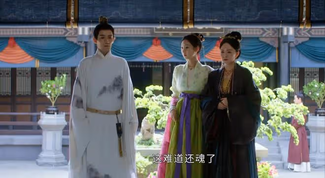 《墨雨雲間》沈玉容為什麼不承認姜梨就是薛芳菲？
