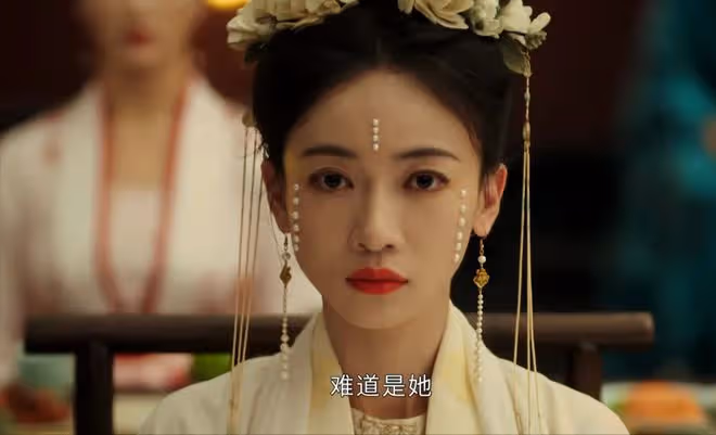 《墨雨雲間》沈玉容為什麼不承認姜梨就是薛芳菲？