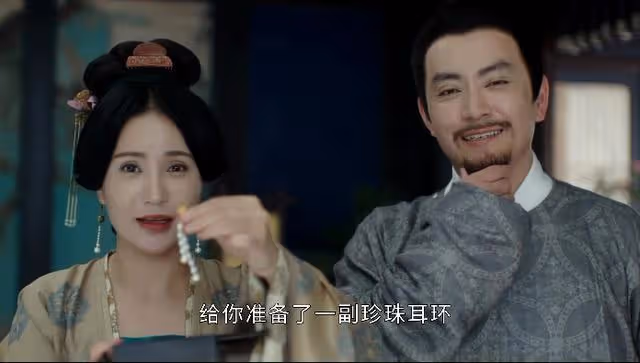 《墨雨雲間》成照妖鏡，當「科技臉」碰上天然臉，16歲女配贏麻了