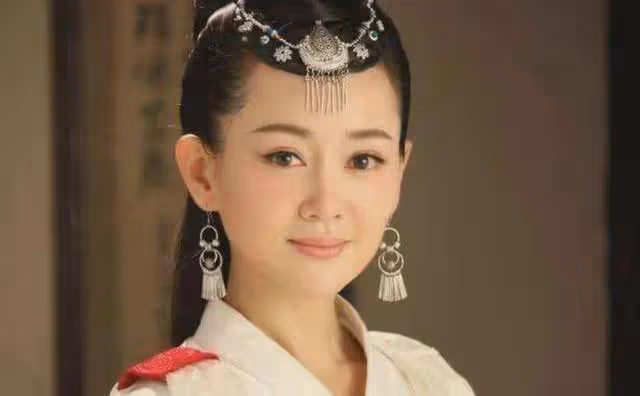 《墨雨雲間》成照妖鏡，當「科技臉」碰上天然臉，16歲女配贏麻了