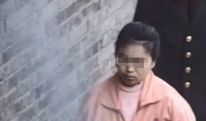 1992年,四川一農村夫妻因不孕「借種生子」,6年後丈夫離奇身亡