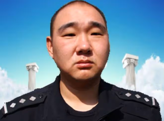 2011年遼寧男子毆打交警致其犯病死亡,其有錢有勢,法院如何判決