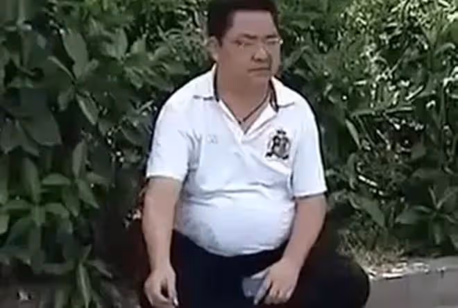 2013年丈夫苦尋失蹤妻子一個月,發現其沒出小區,還查出個大秘密