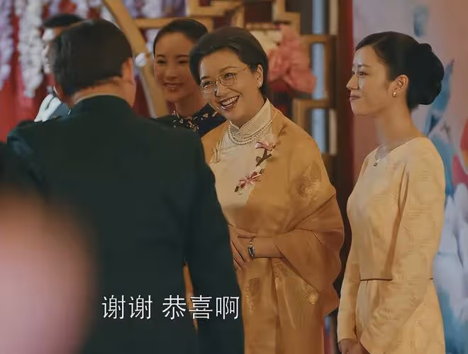 收視率破2,《但願人長久》令觀眾成功入坑,年代劇有王炸了