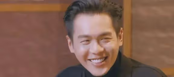 揭秘張若昀與唐藝昕的幸福婚姻生活