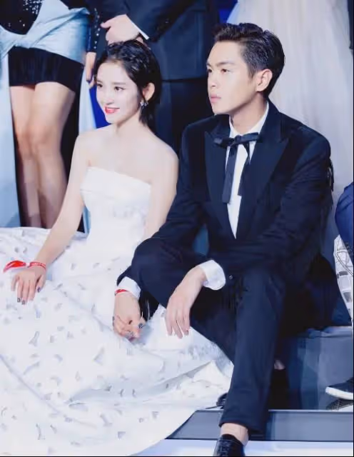 揭秘張若昀與唐藝昕的幸福婚姻生活