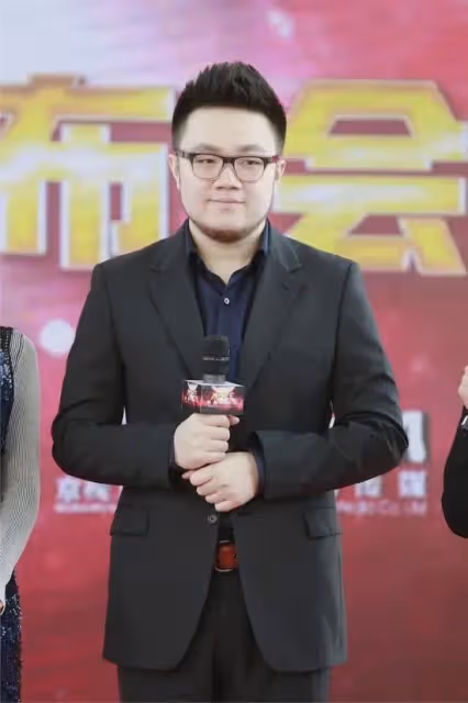 宋丹丹兒媳王博谷:嫁小7歲巴圖生兩子,和婆婆情如姐妹