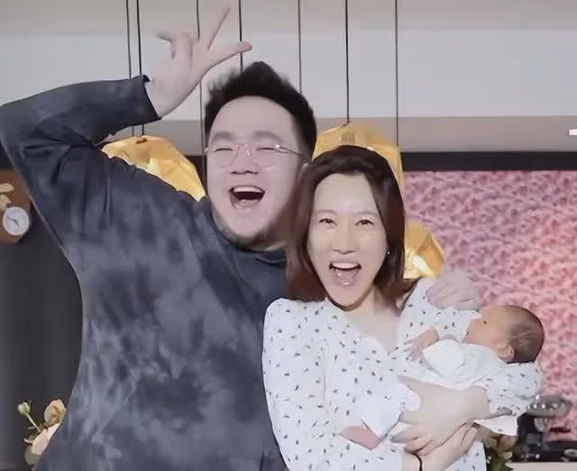 宋丹丹兒媳王博谷:嫁小7歲巴圖生兩子,和婆婆情如姐妹