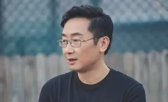 原來她早已去世!被全家8口吸血多年,26歲全身潰爛不治而亡