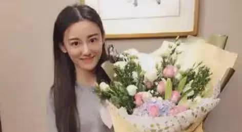 原來她早已去世!被全家8口吸血多年,26歲全身潰爛不治而亡
