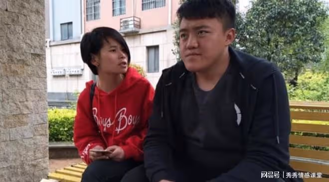 女兒高燒昏迷,老公卻跟嫂子帶侄子看病,我果斷離婚