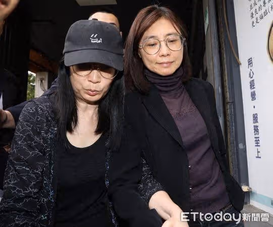 黃嘉千淚眼現身靈堂致哀! 八點檔男星不舍邱璃寬:她消瘦很多