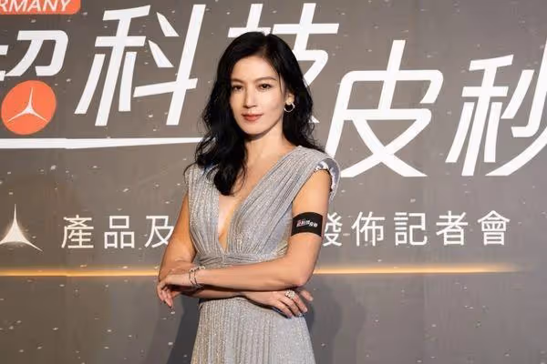林熙蕾凍齡美貌「被女兒嫌老」 獻出醫美初體驗老公贊:hot mama