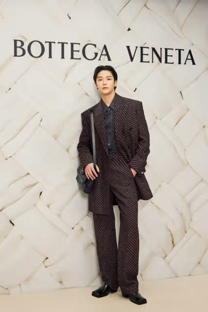 路雲單飛退團後首來台　6/14同場賈靜雯挺BOTTEGA VENETA