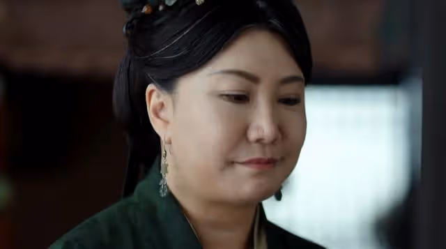 女演員演技多重要？當45歲陳喬恩跟43歲范湉湉同框，敷衍一目了然