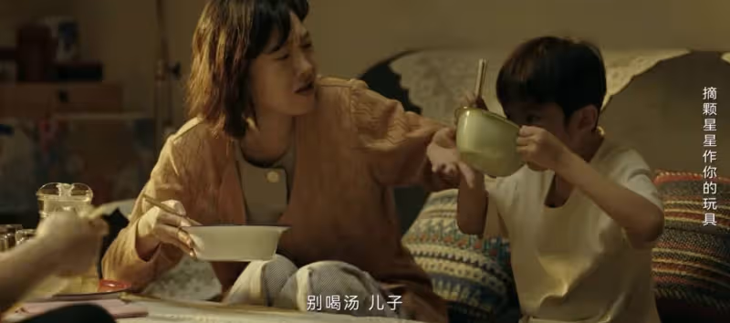 懸疑劇《看不見影子的少年》:躲過張頌文,卻被18歲男二號驚艷了