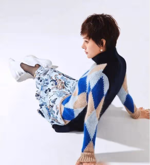 孫儷終於換對髮型,從40歲美回20歲,短髮微卷好奶好甜,一點不像當媽人