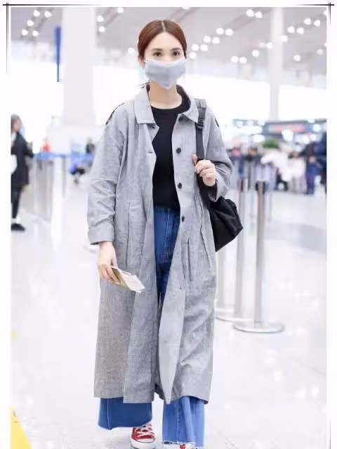 張韶涵和楊丞琳同現機場,網友:打針臉和天然臉的差距一目了然!