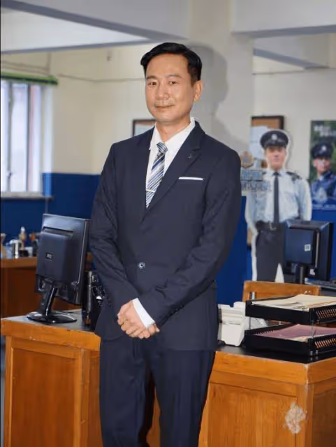 TVB前男星發公開信失望離巢!如今變中戲老師?太太演過哪吒