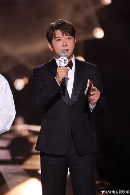 《歌手2024》胡海泉感謝參演歌手時漏了張鈺琪,引髮網友不滿