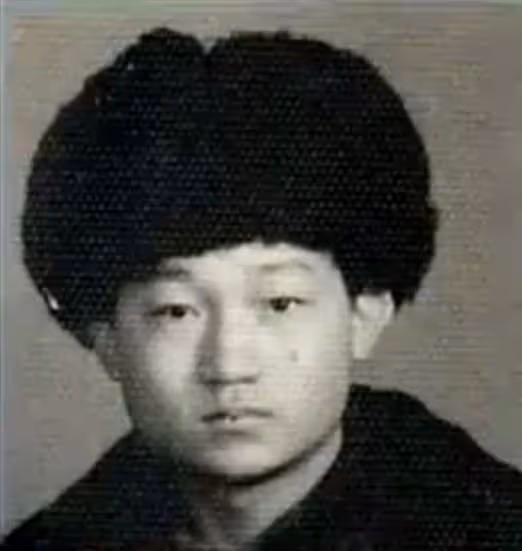 80年她瞞著前任生子,31年後兒子找生父認親,現任妻子:有他沒我