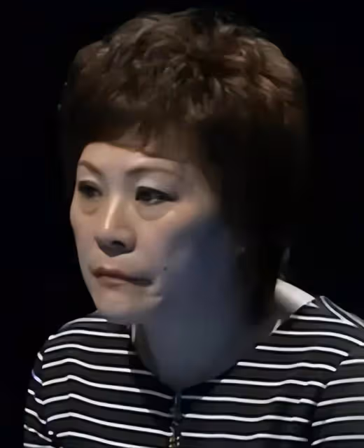 80年她瞞著前任生子,31年後兒子找生父認親,現任妻子:有他沒我