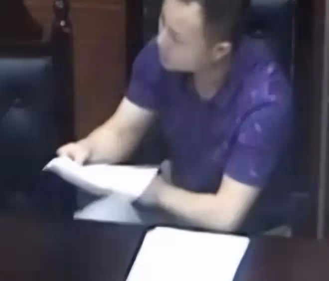 女子抽中奔馳車,被公司強迫簽署放棄協議,女子最後如何做了
