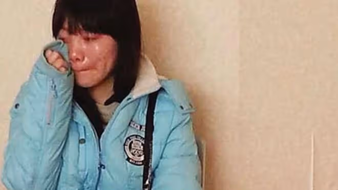 2014年,老人晨練時被女孩撞暈,為何醒後對兒子說:幫她找份工作
