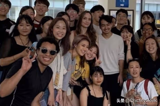 朱莉離婚皮特,子女集體除父姓,一人帶6孩!