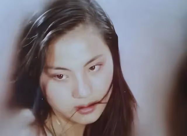 原來她早已去世!不堪忍受「小三」罵名,28歲從13樓一躍而下