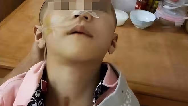 17年陝西6歲男孩慘遭繼母虐待,如今男孩已離世,繼母下場怎樣?