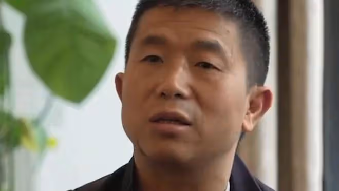 17年一男子冒充少將詐騙被捕,入戲太深怒懟警察:你們沒資格查我