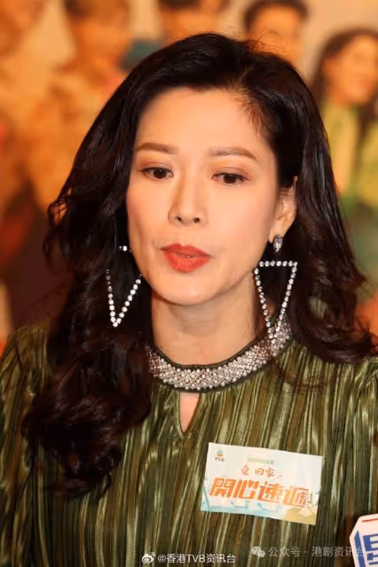 男同事怒斥有人多口證離巢消息!TVB大小姐出活動拒受訪問