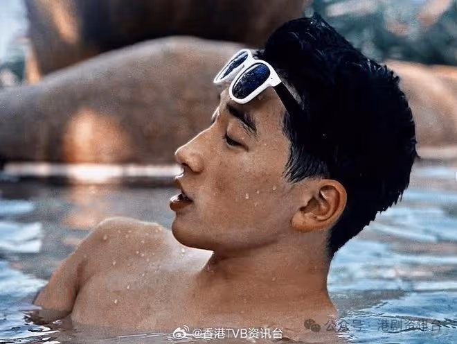 TVB女星20歲小兒罕現身!高大帥氣被封港版金秀賢