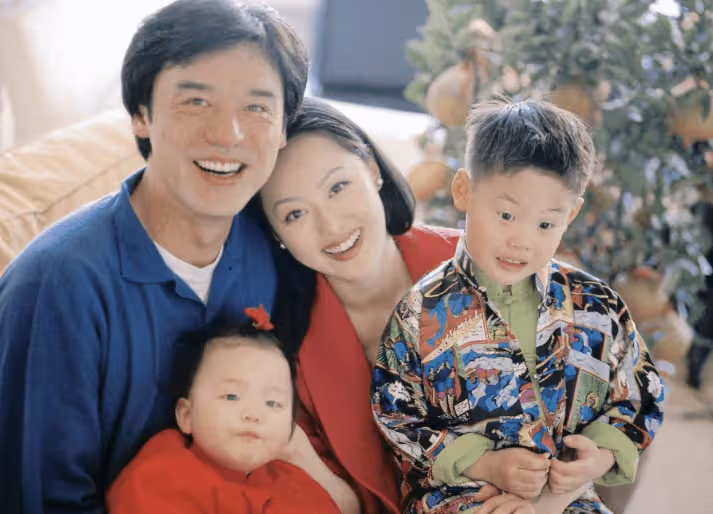 砸300萬娶她回家,結婚11年欠債2.5億,他悔不當初:「女人要知足」