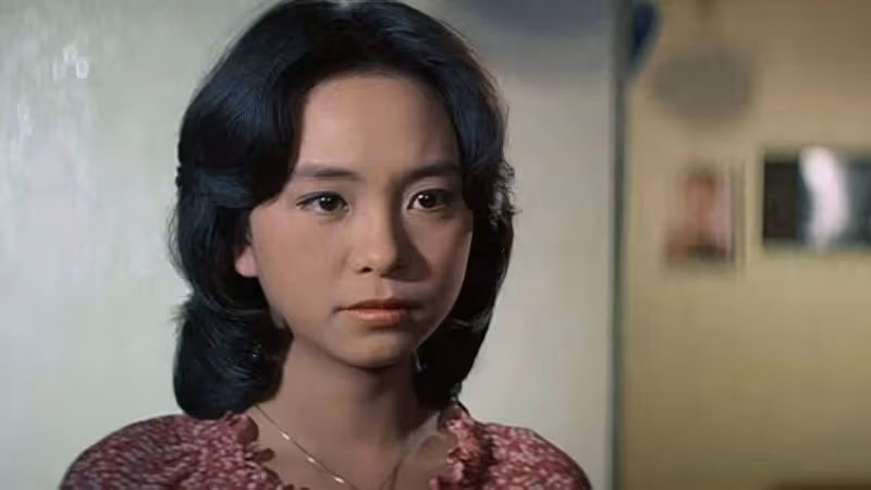香港女星陳秋霞患乳腺癌，滿頭白髮顯滄桑，不考慮做乳房重建手術