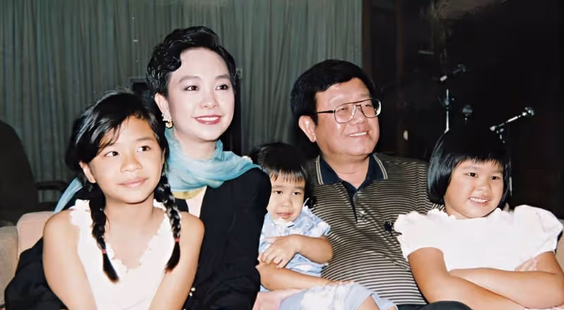 香港女星陳秋霞患乳腺癌,滿頭白髮顯滄桑,不考慮做乳房重建手術